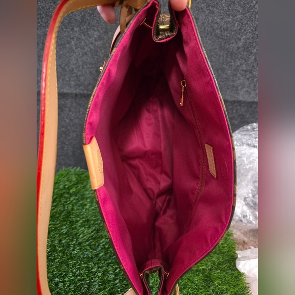 LV Monogram Canvas Graceful PM shoulder bag with a Pivoine. - Picture 8 of 10